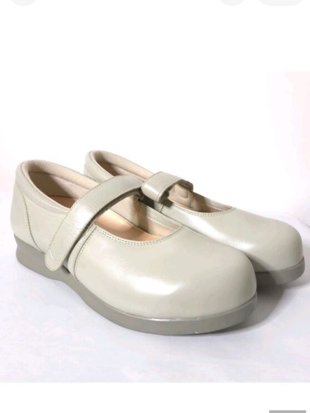 Women's DREW Orthopedic Support Bloom II Size 9.5 WW Wide Shoe